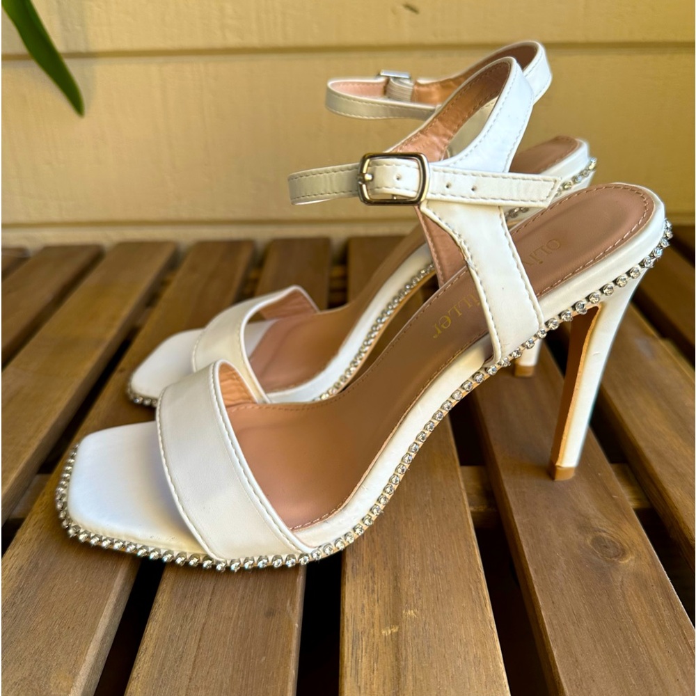 Olivia Miller white Bianca heeled wedding party sandals women’s size 8